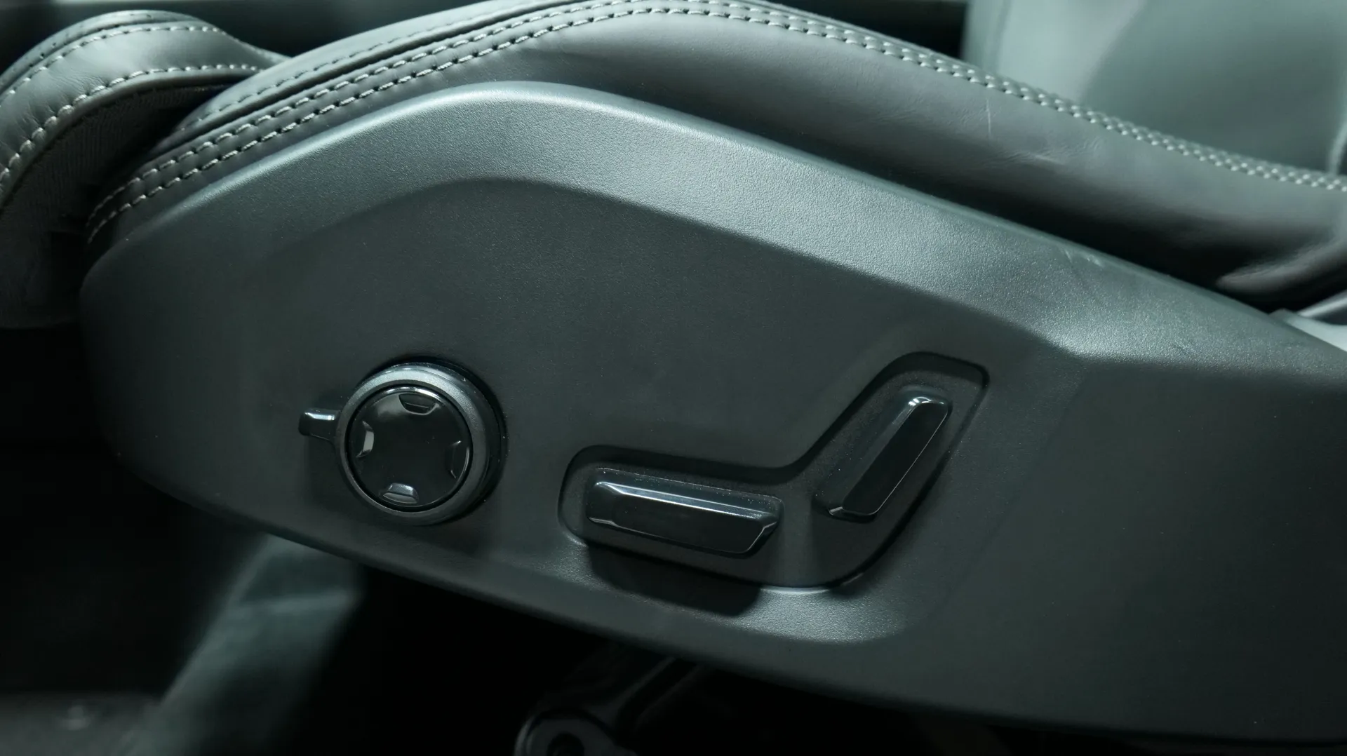 Autokuva 11 - XUZ-782