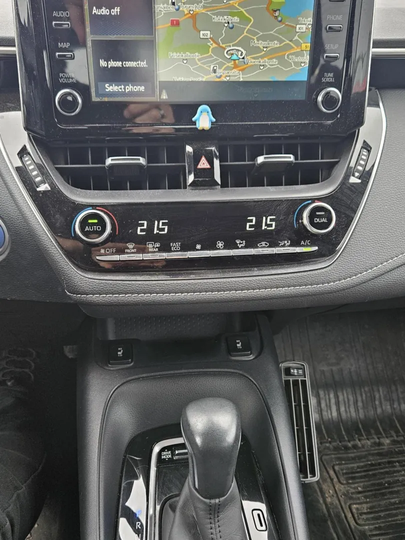 Autokuva 5 - XXE-156