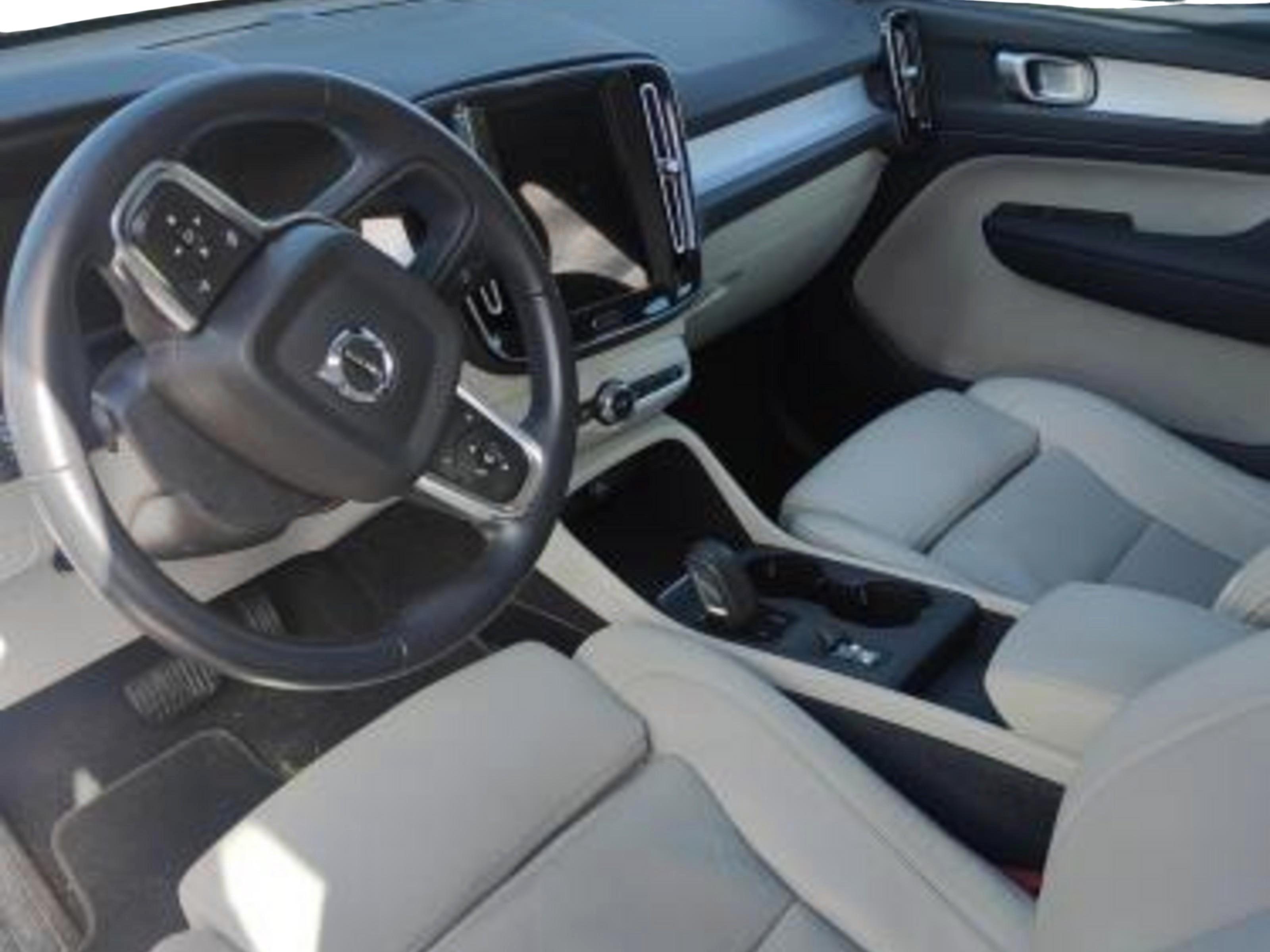 Volvo XC40 2021, kuva 5/5