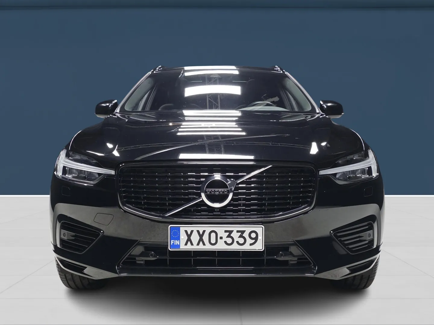 Autokuva 2 - XXO-339