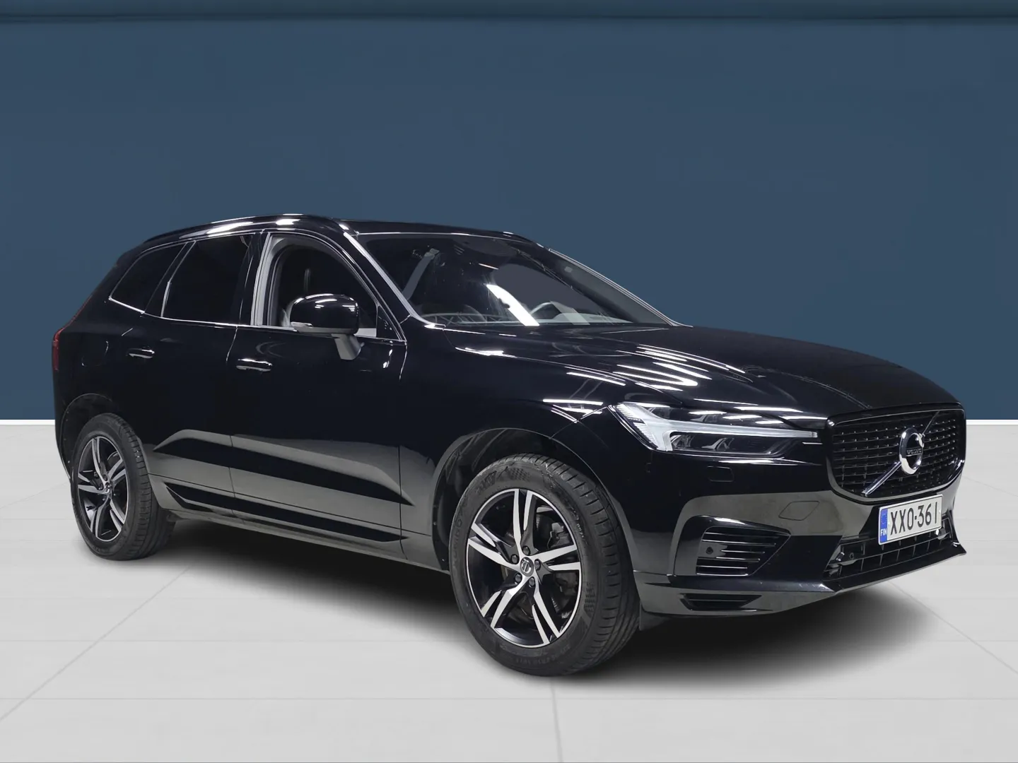 Autokuva 3 - XXO-361