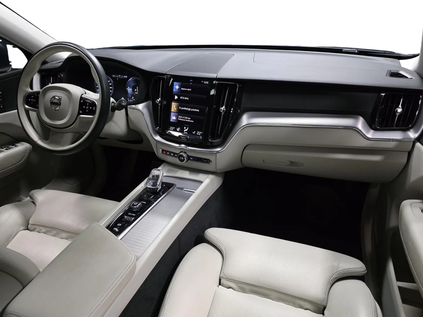 Autokuva 18 - XXO-364