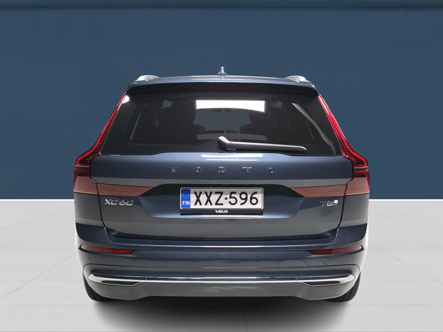 Autokuva 5 - XXZ-596
