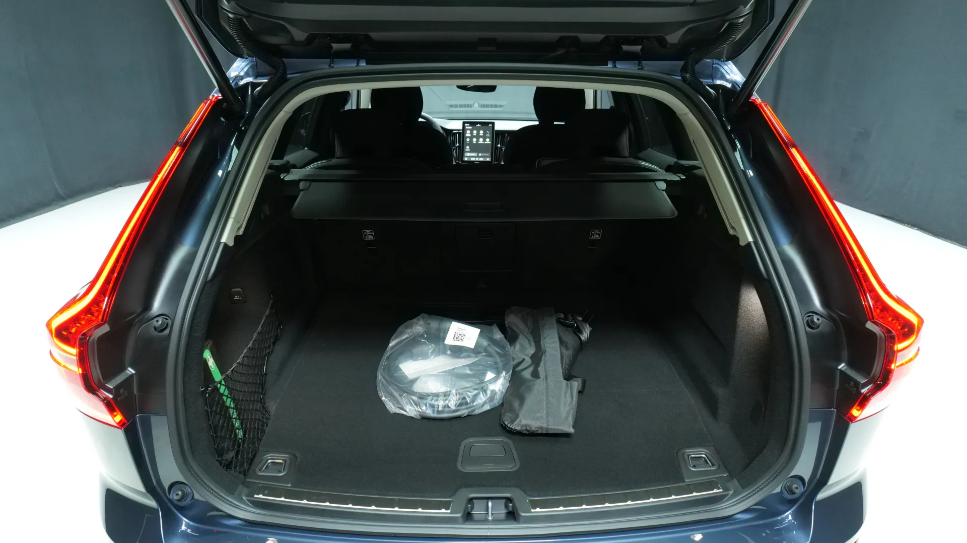 Autokuva 17 - XXZ-599