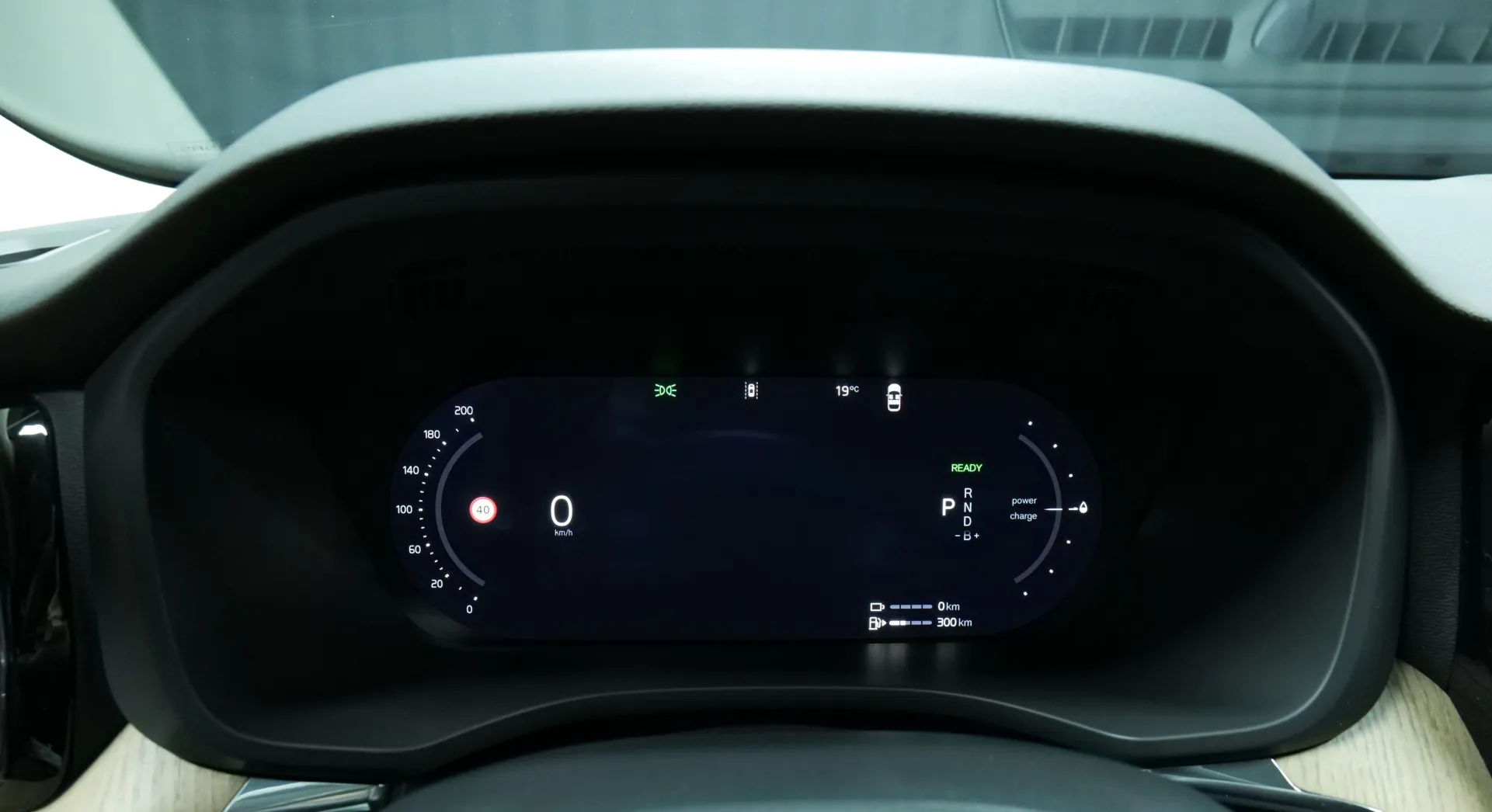 Autokuva 6 - XXZ-599