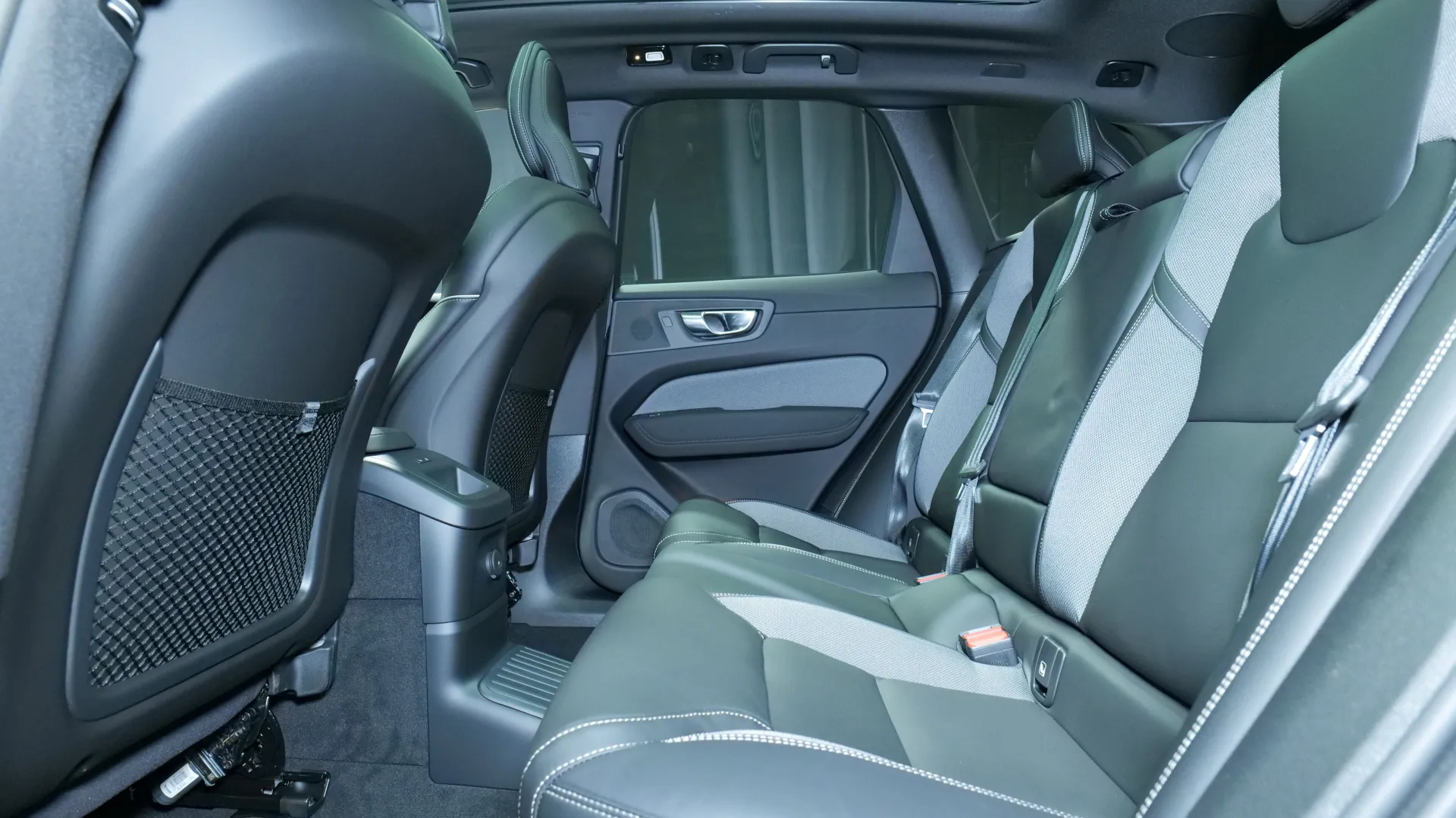 Autokuva 16 - XXZ-603