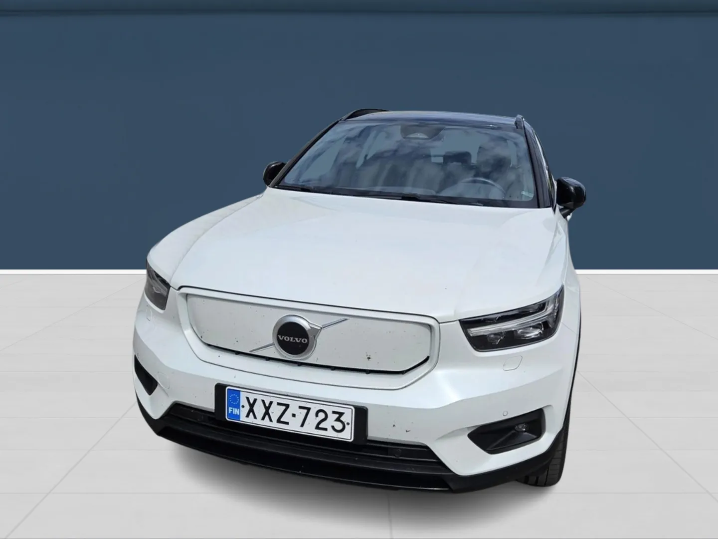 Autokuva 4 - XXZ-723