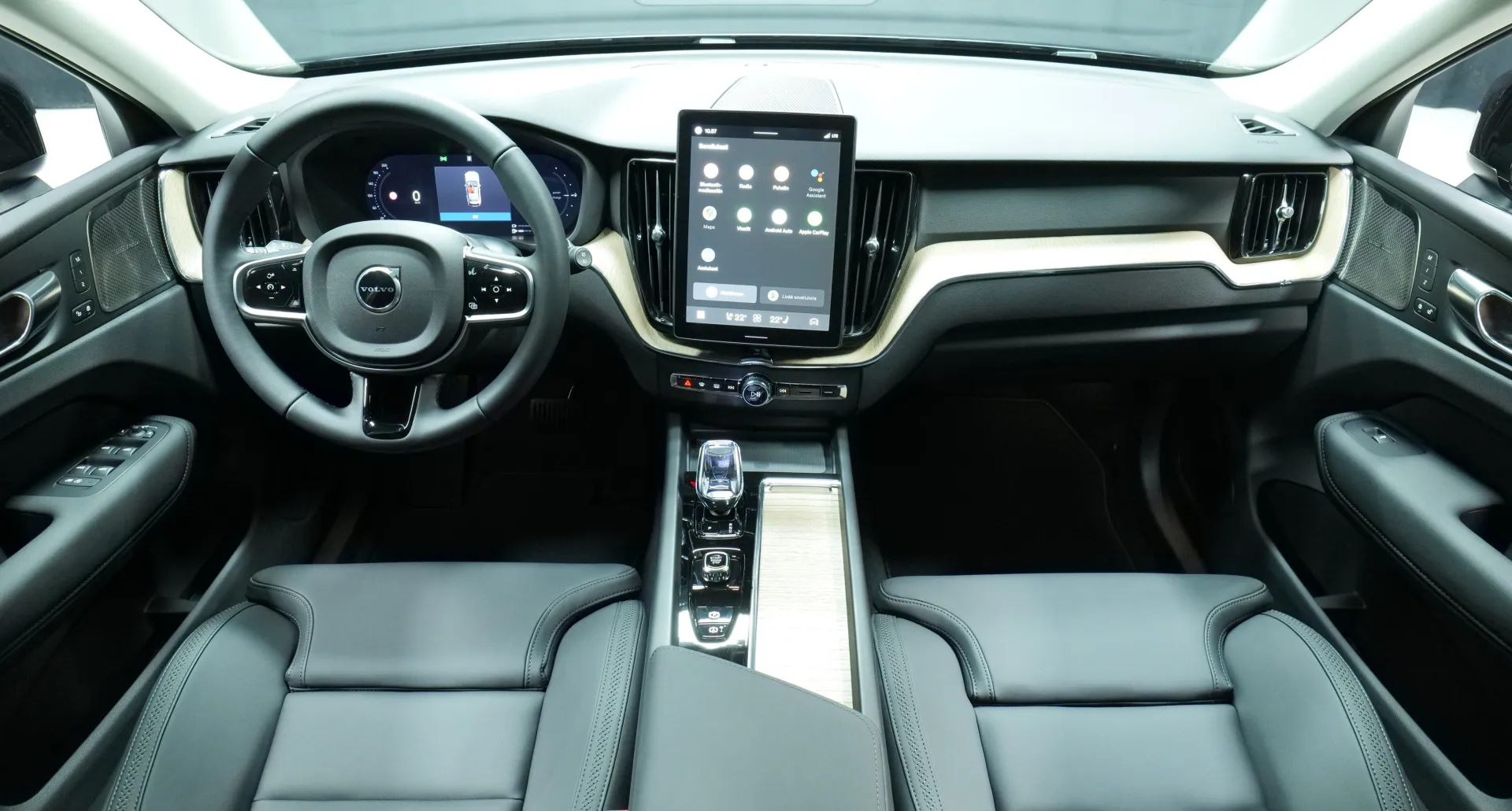 Autokuva 14 - XYR-420