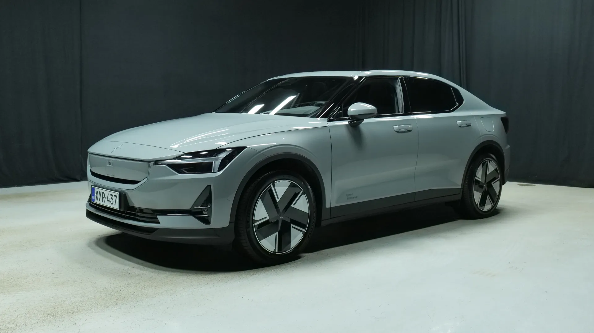 Polestar 2 XYR-437