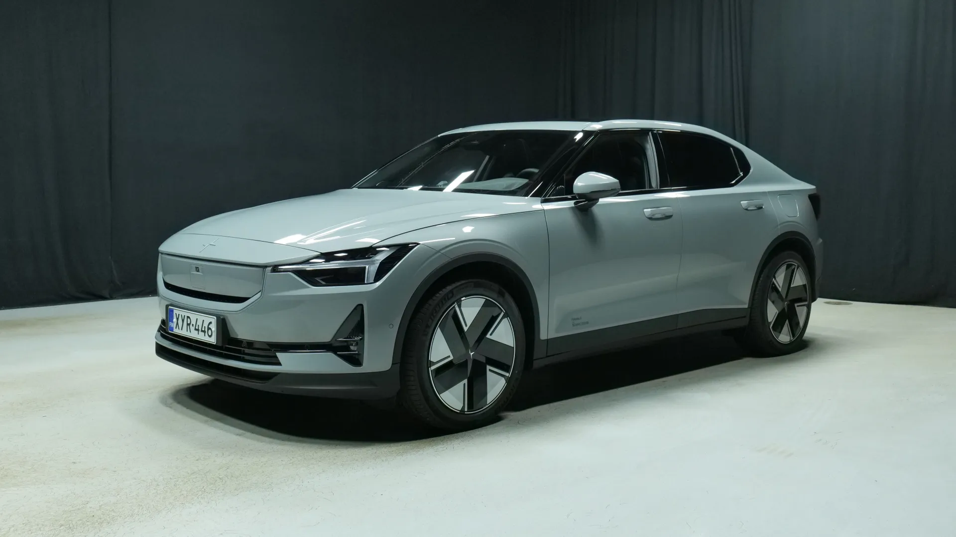 Polestar 2 XYR-446