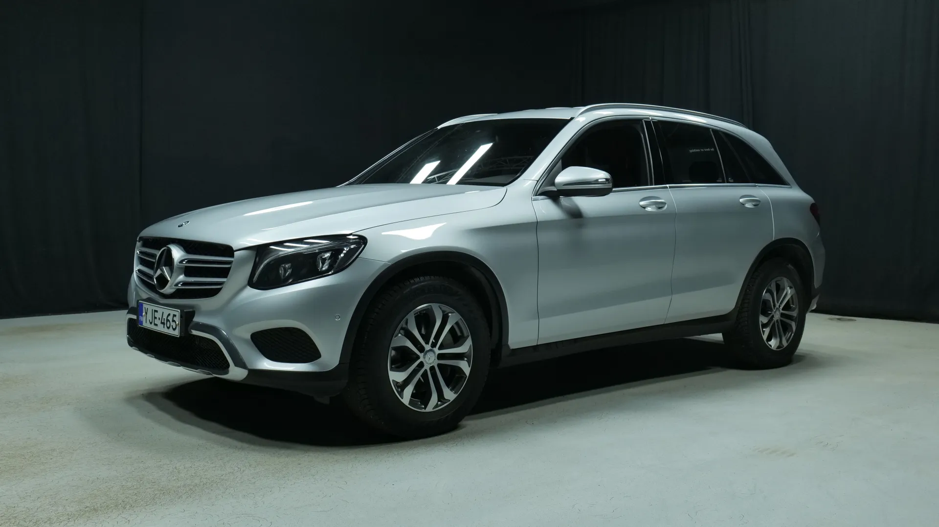 Mercedes-Benz GLC YJE-465