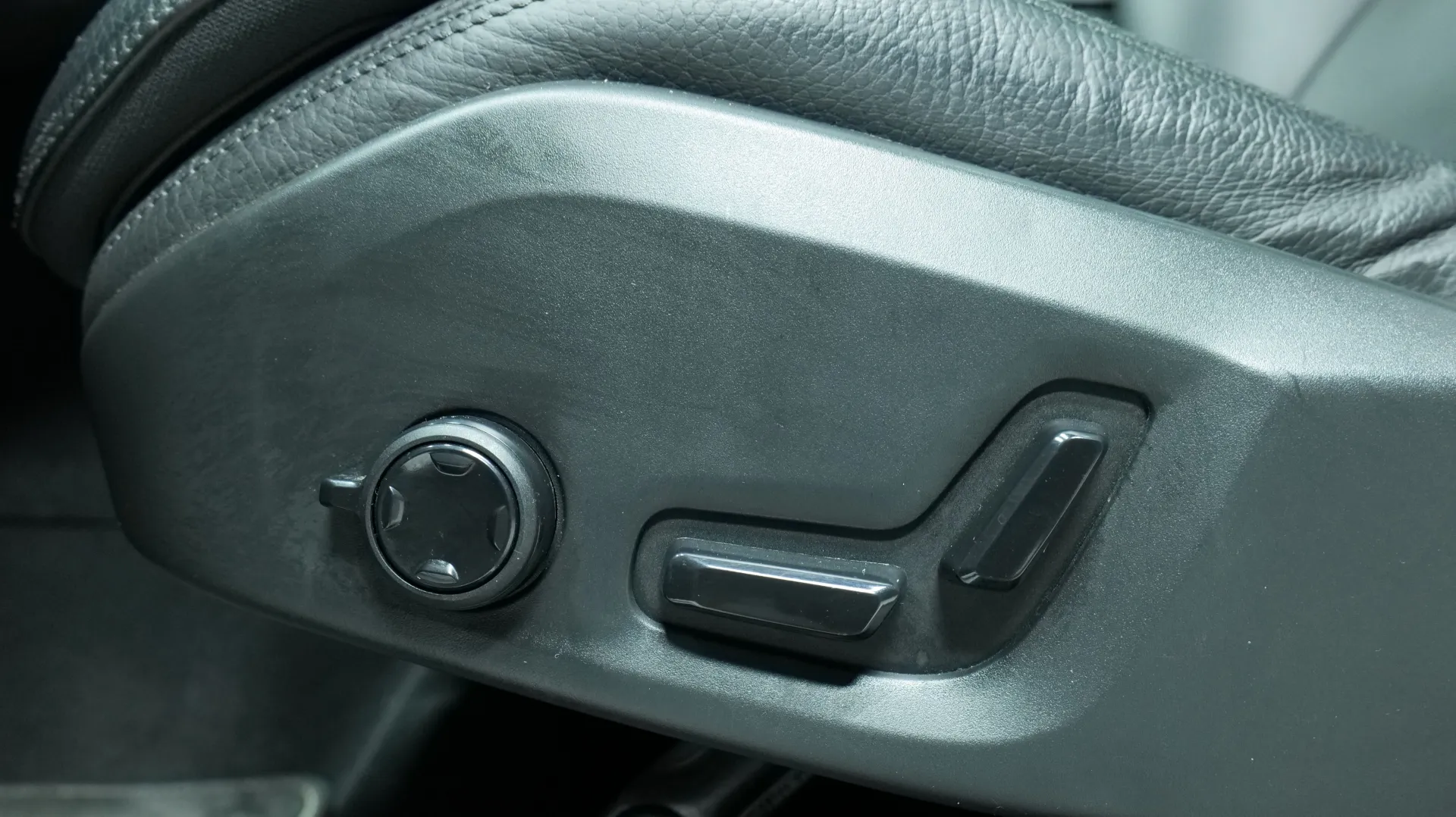 Autokuva 11 - YKC-959