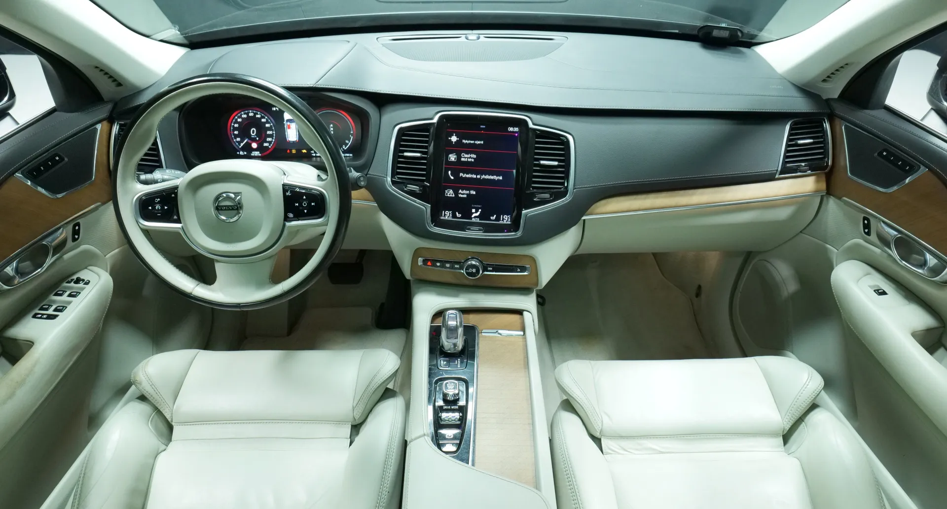 Autokuva 15 - YKE-789