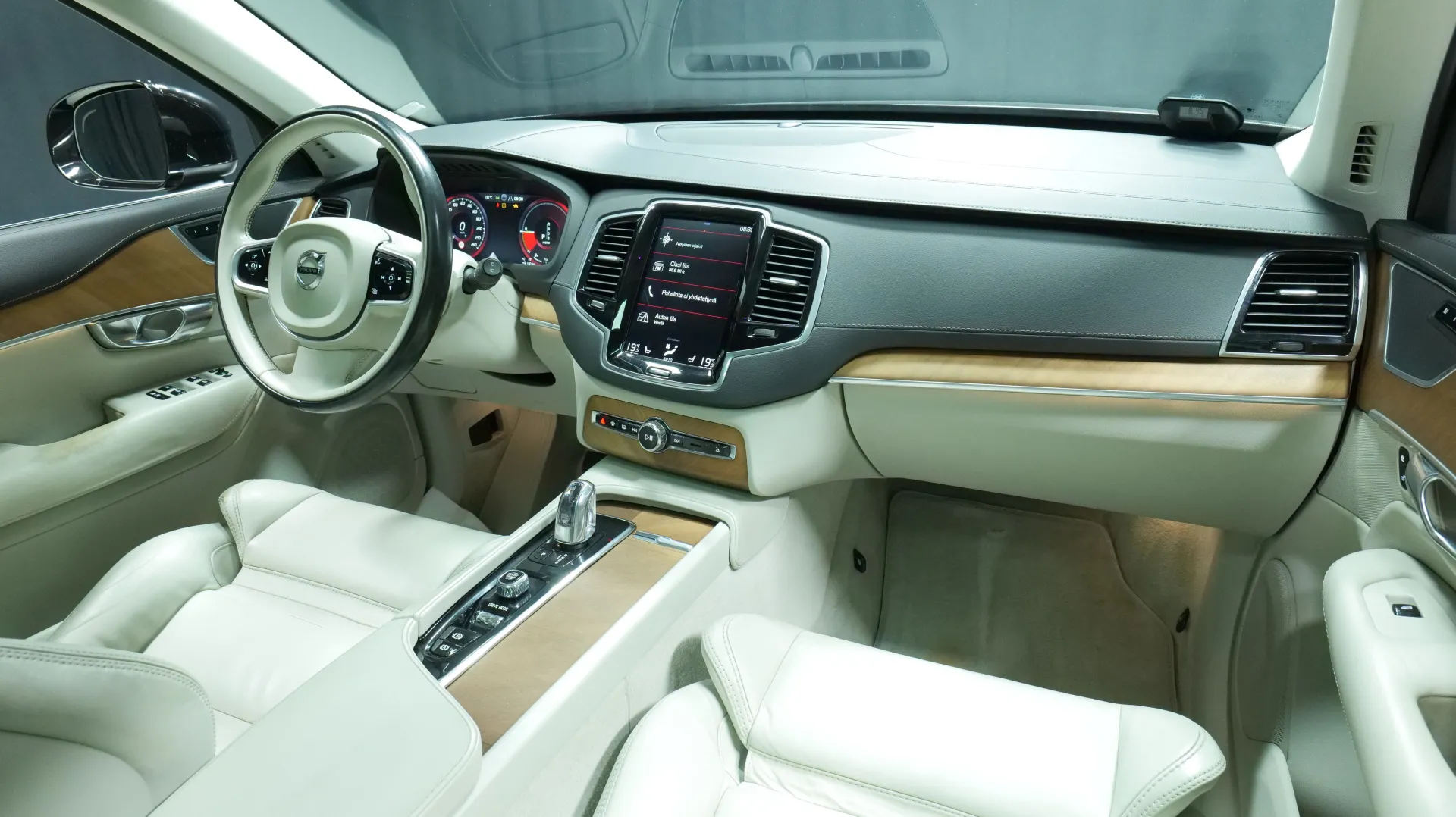 Autokuva 20 - YKE-789