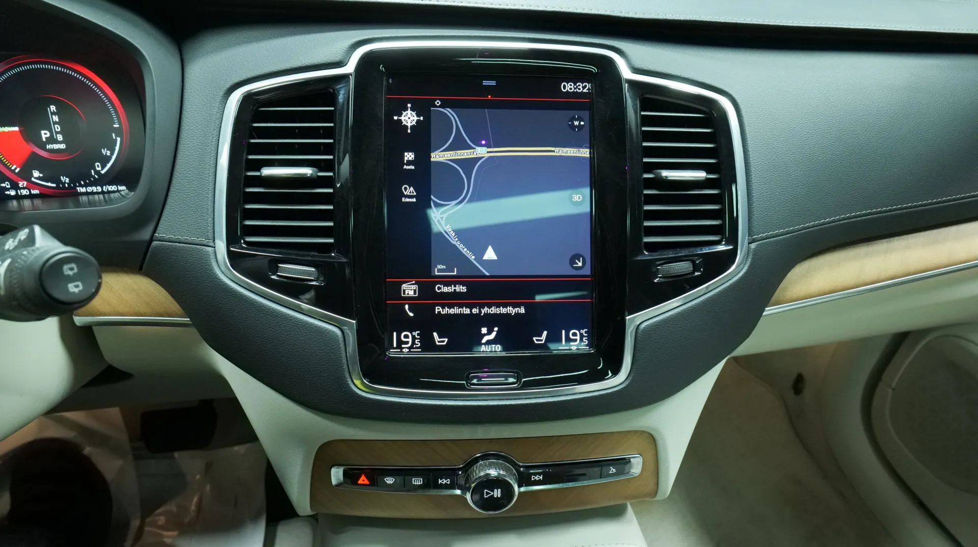 Autokuva 7 - YKE-789