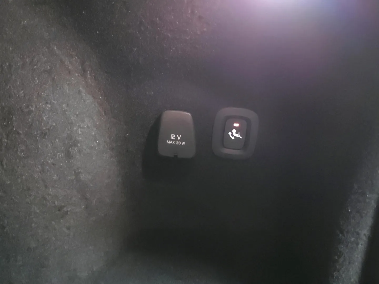 Autokuva 12 - YKI-363