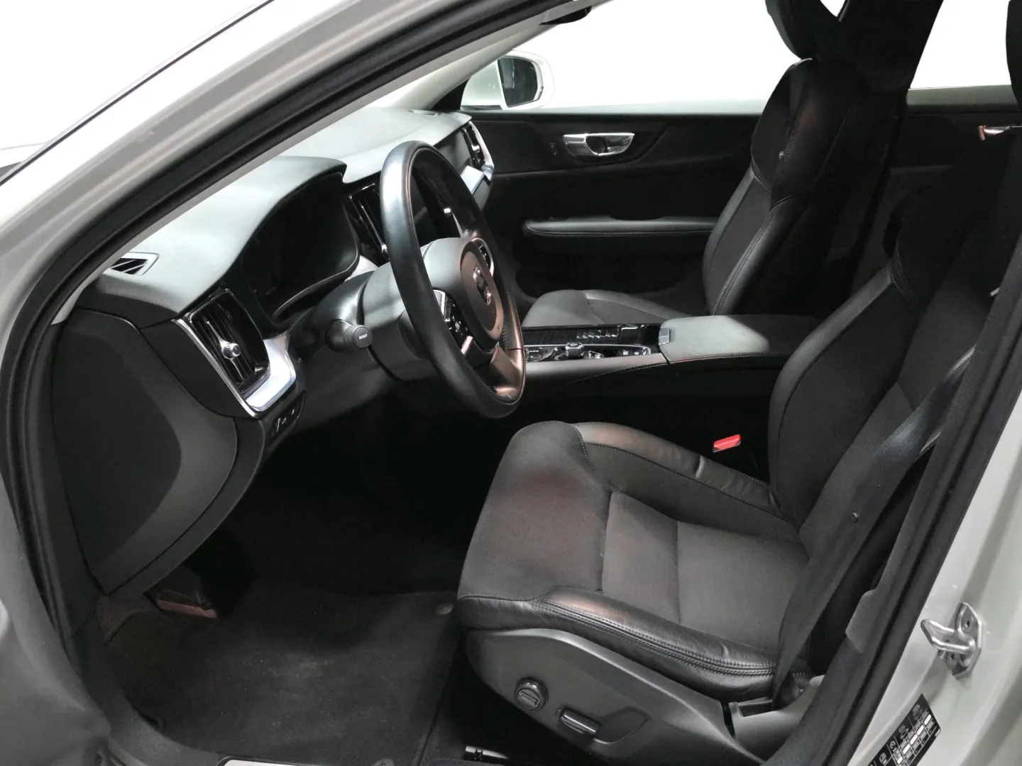 Autokuva 8 - YKI-363