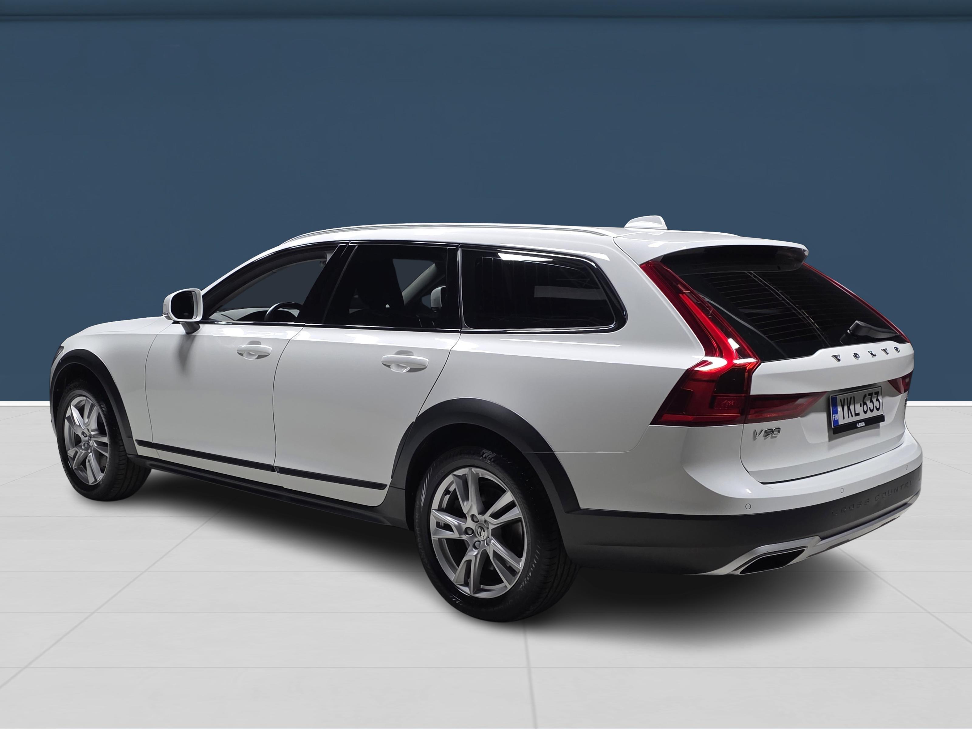 Volvo V90 Cross Country D4 AWD Plus aut 2019, kuva 6/16