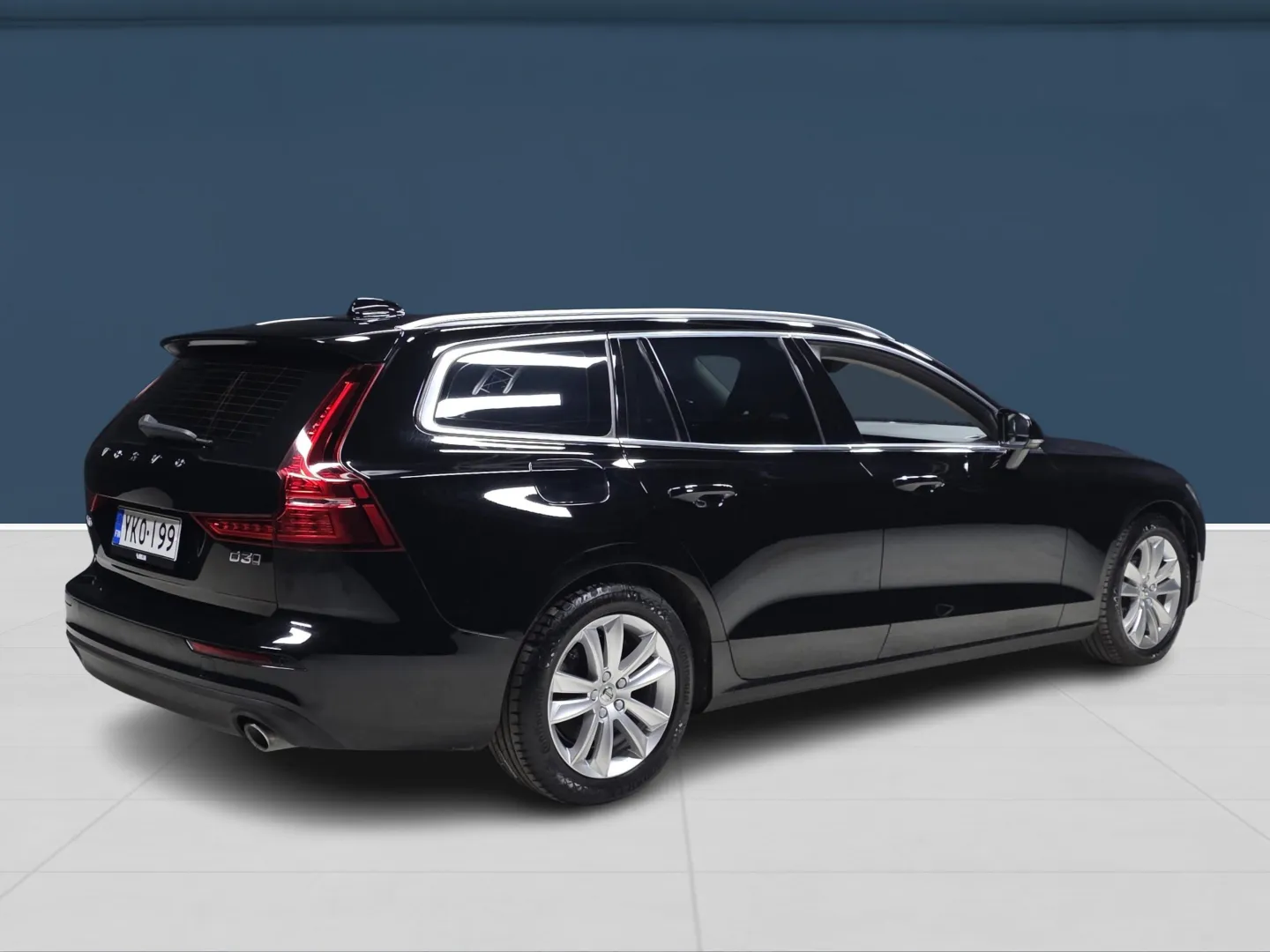 Autokuva 4 - YKO-199