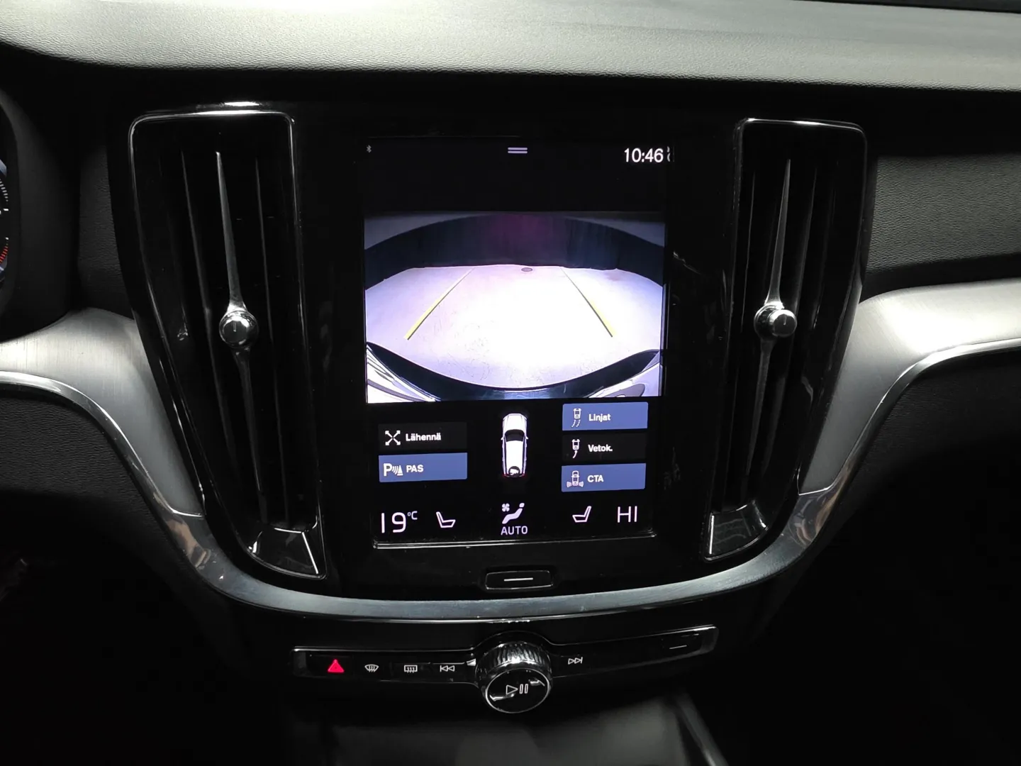 Autokuva 14 - YKO-199