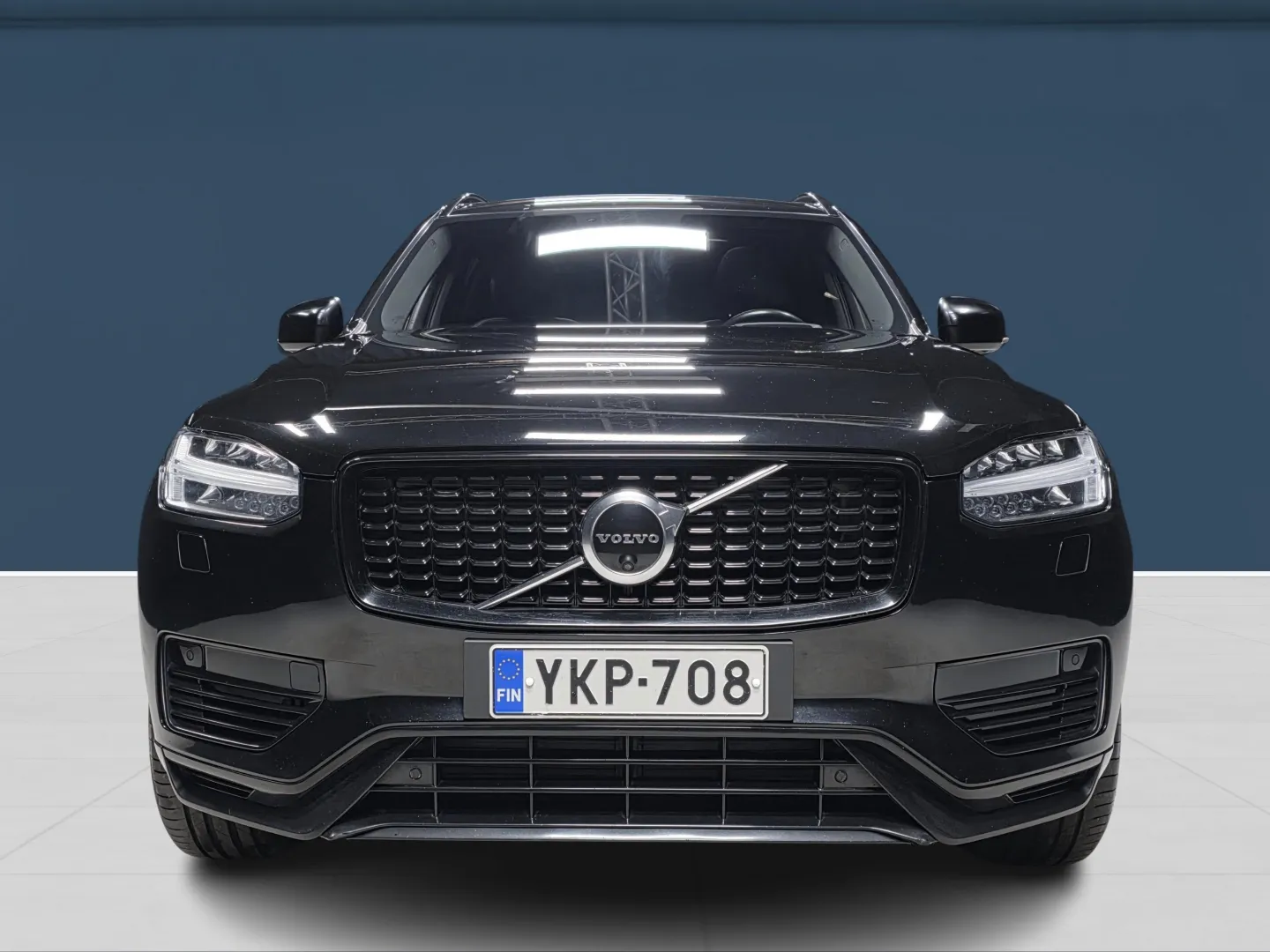 Autokuva 2 - YKP-708