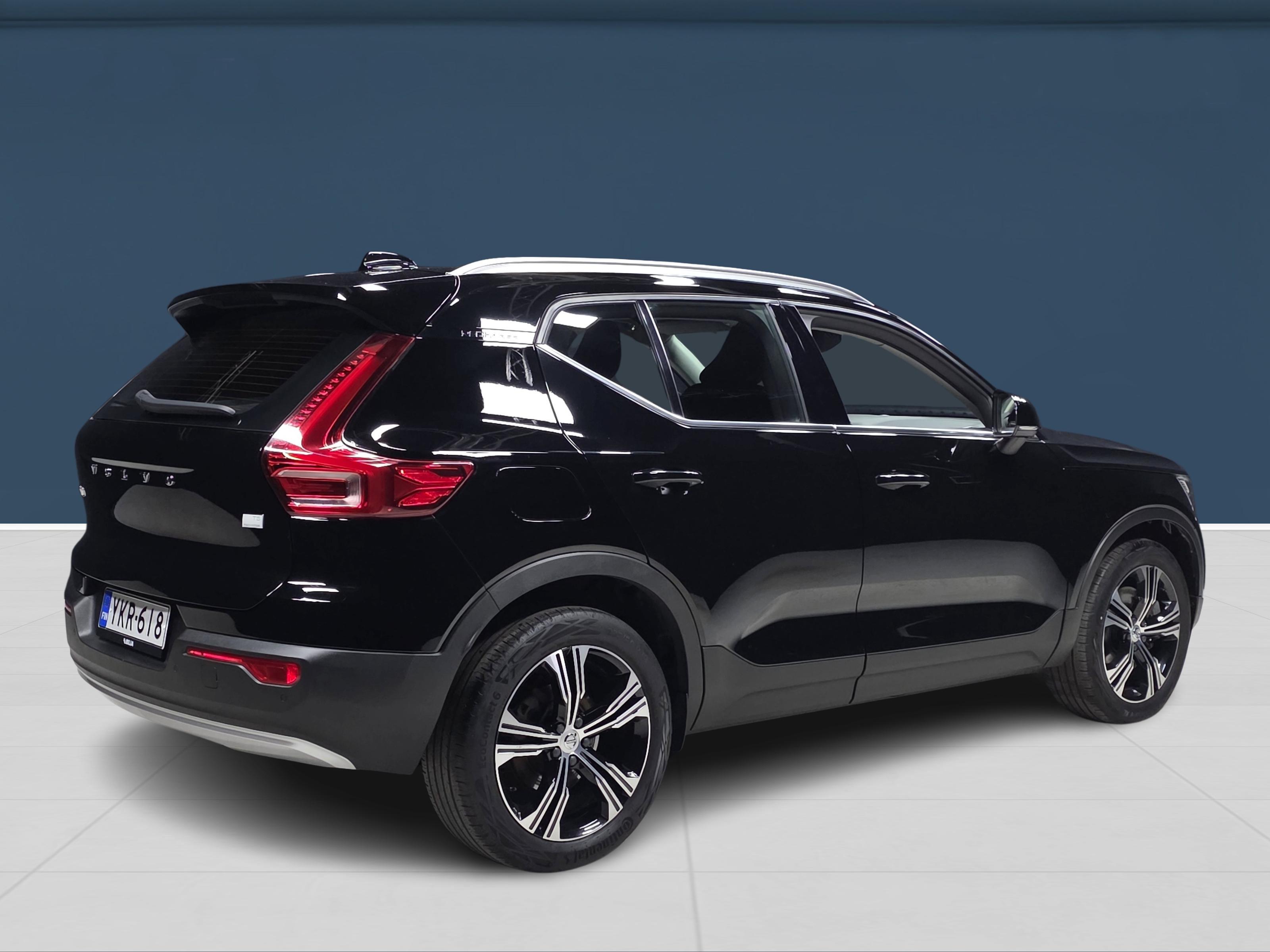 Volvo XC40 2021, kuva 4/17