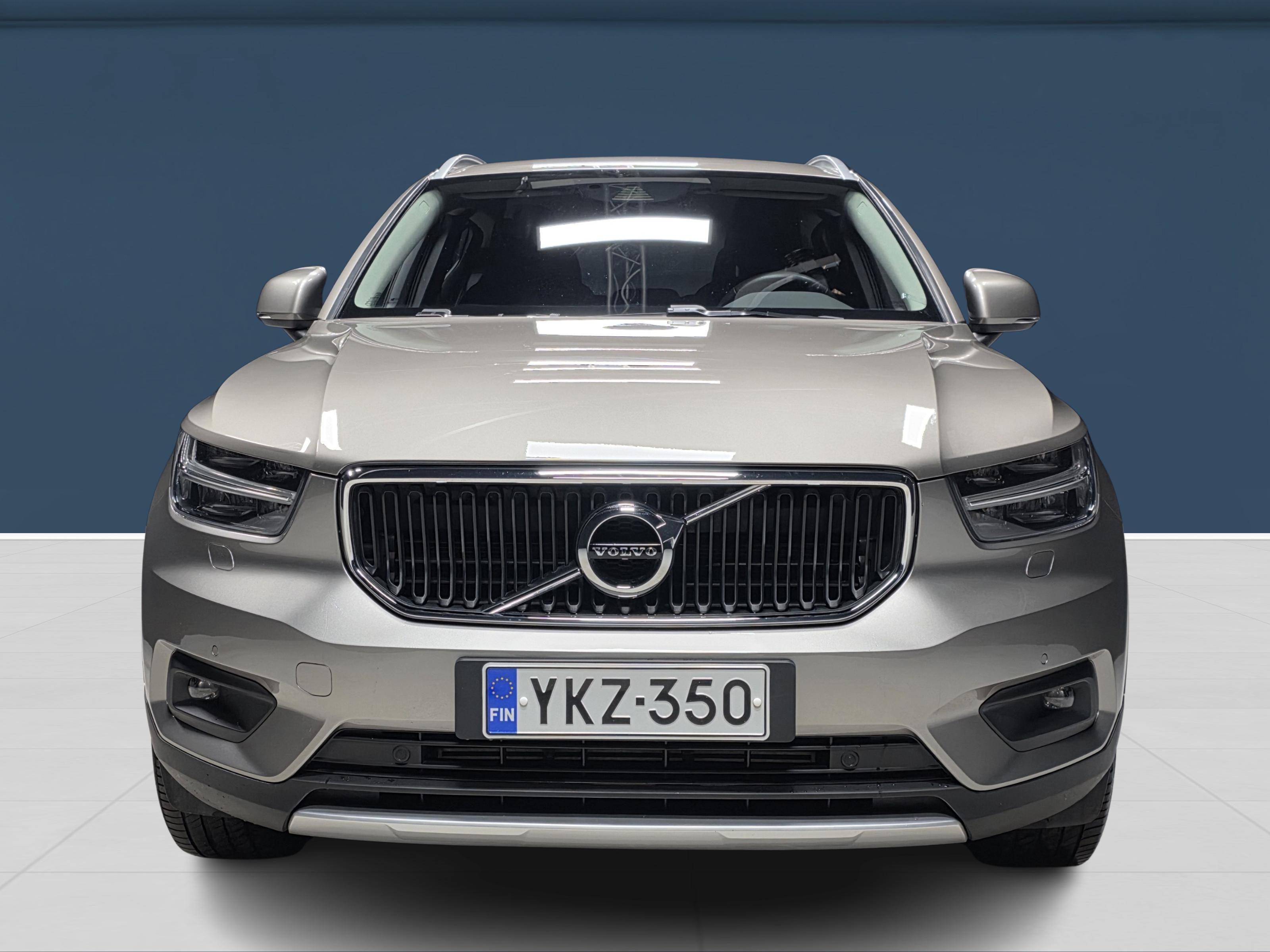 Volvo XC40 T2 Business Edition aut 2022, kuva 2/17