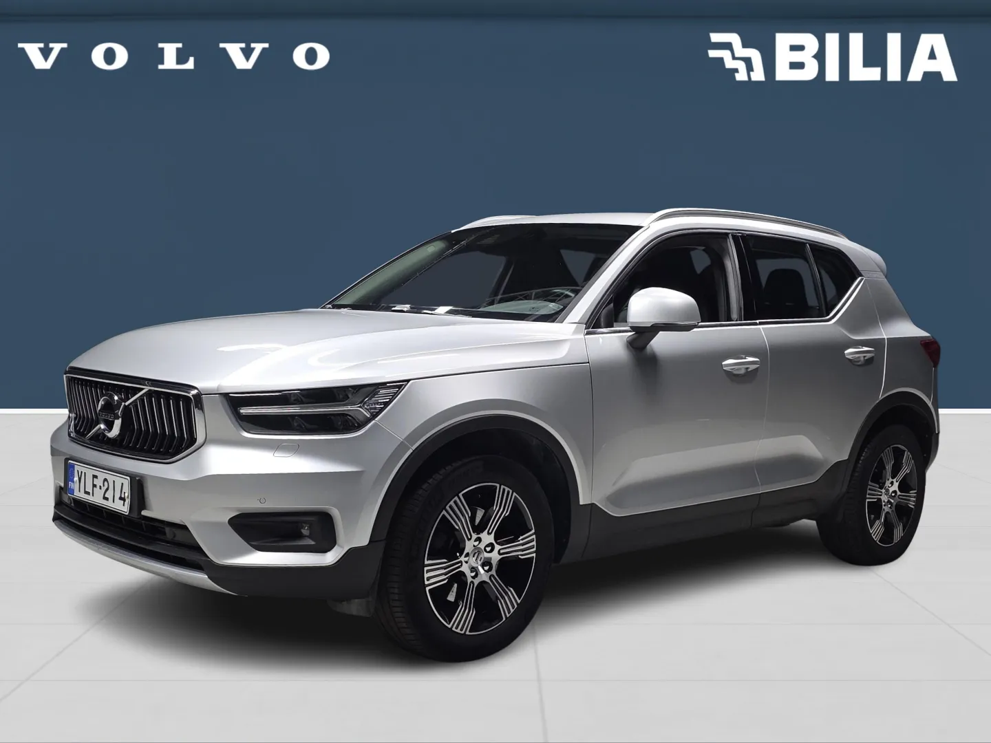 Autokuva 1 - YLF-214
