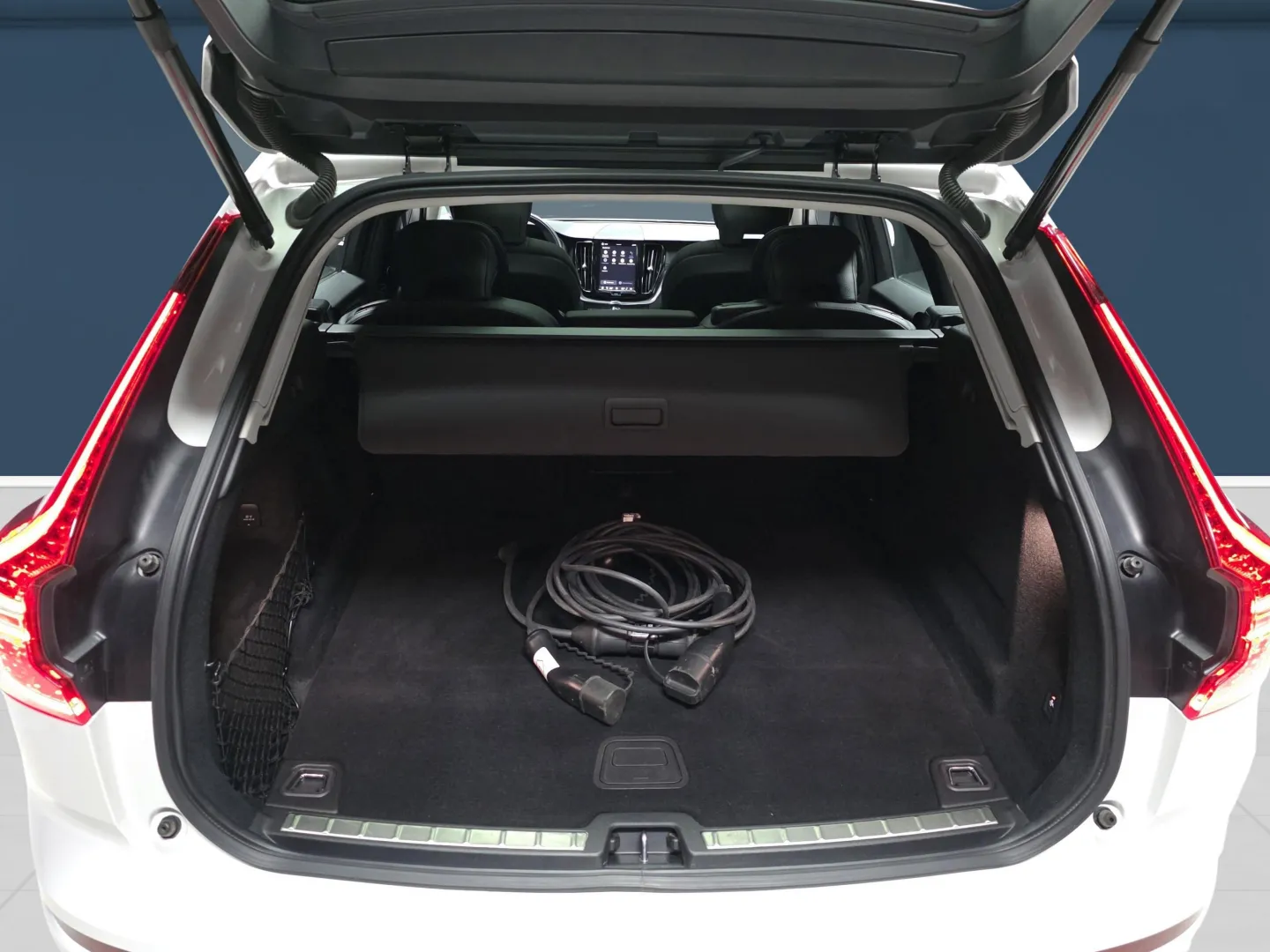 Autokuva 11 - YLJ-309