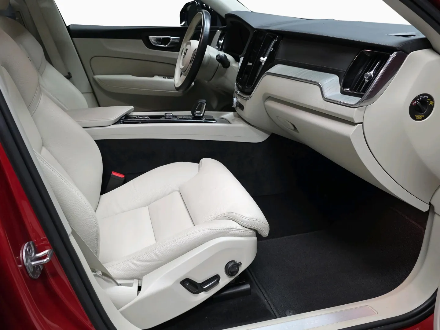 Autokuva 15 - YLX-186