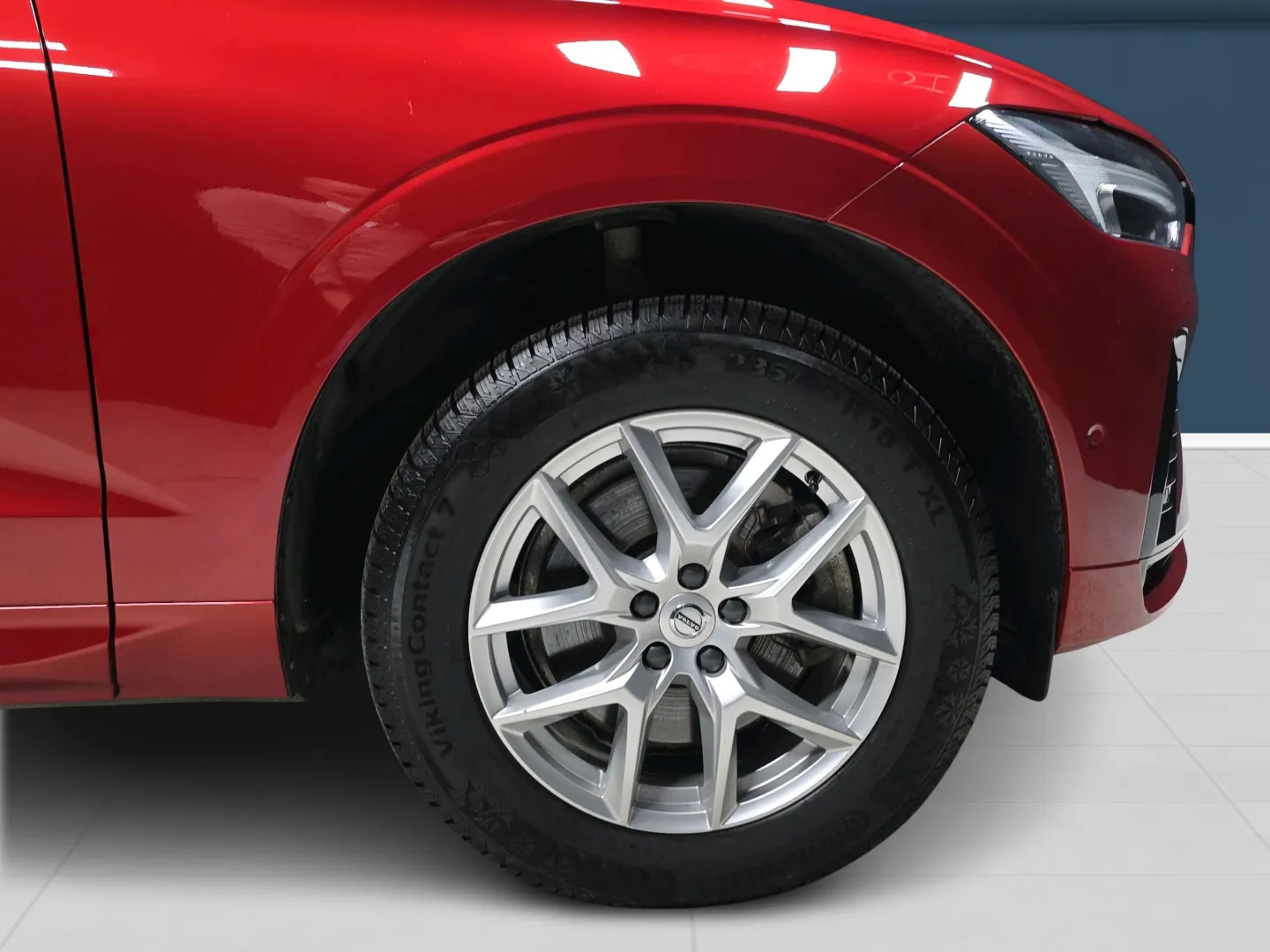 Autokuva 14 - YLX-186