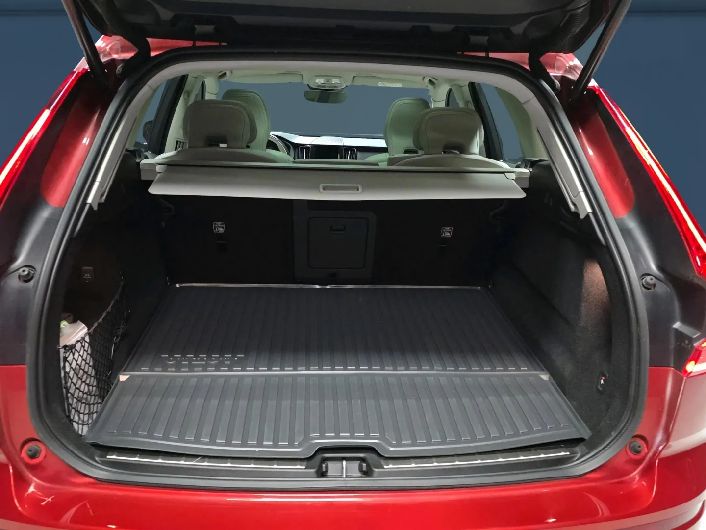 Autokuva 11 - YLX-186