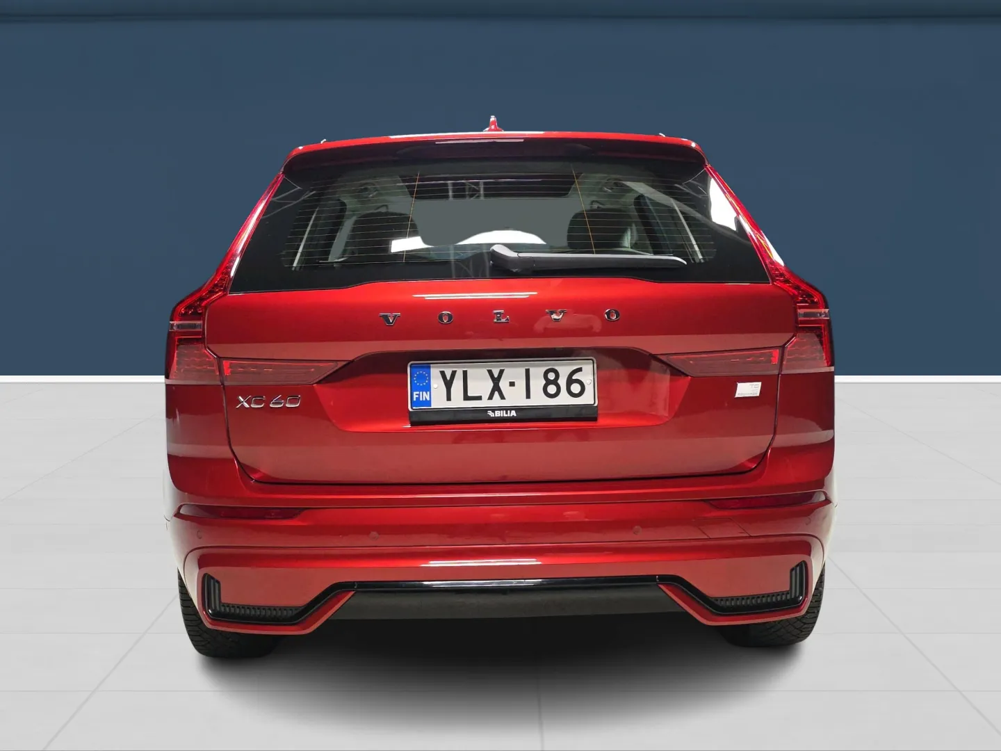 Autokuva 5 - YLX-186