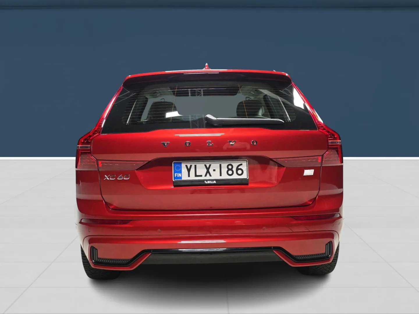 Autokuva 5 - YLX-186