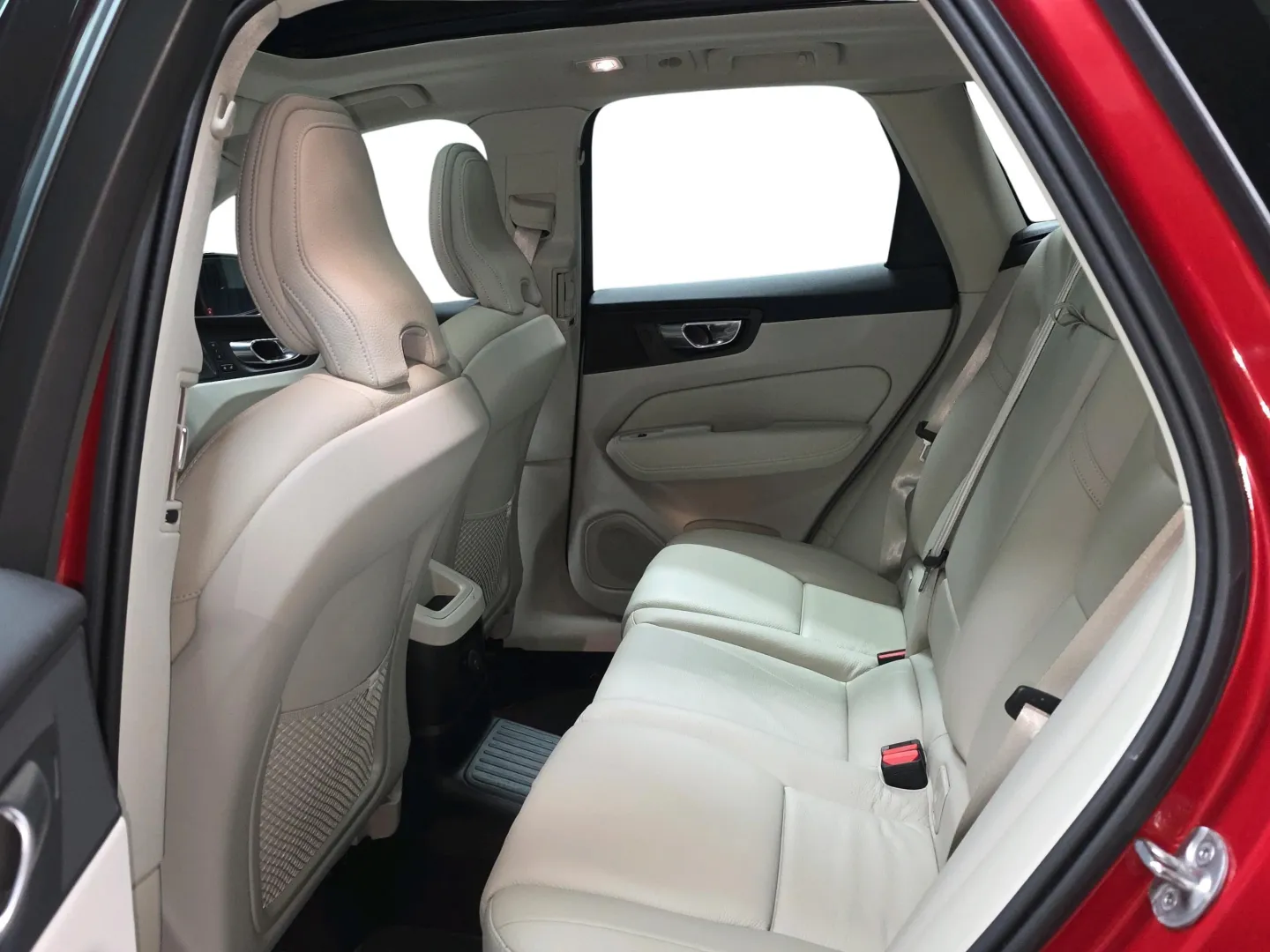 Autokuva 9 - YLX-186