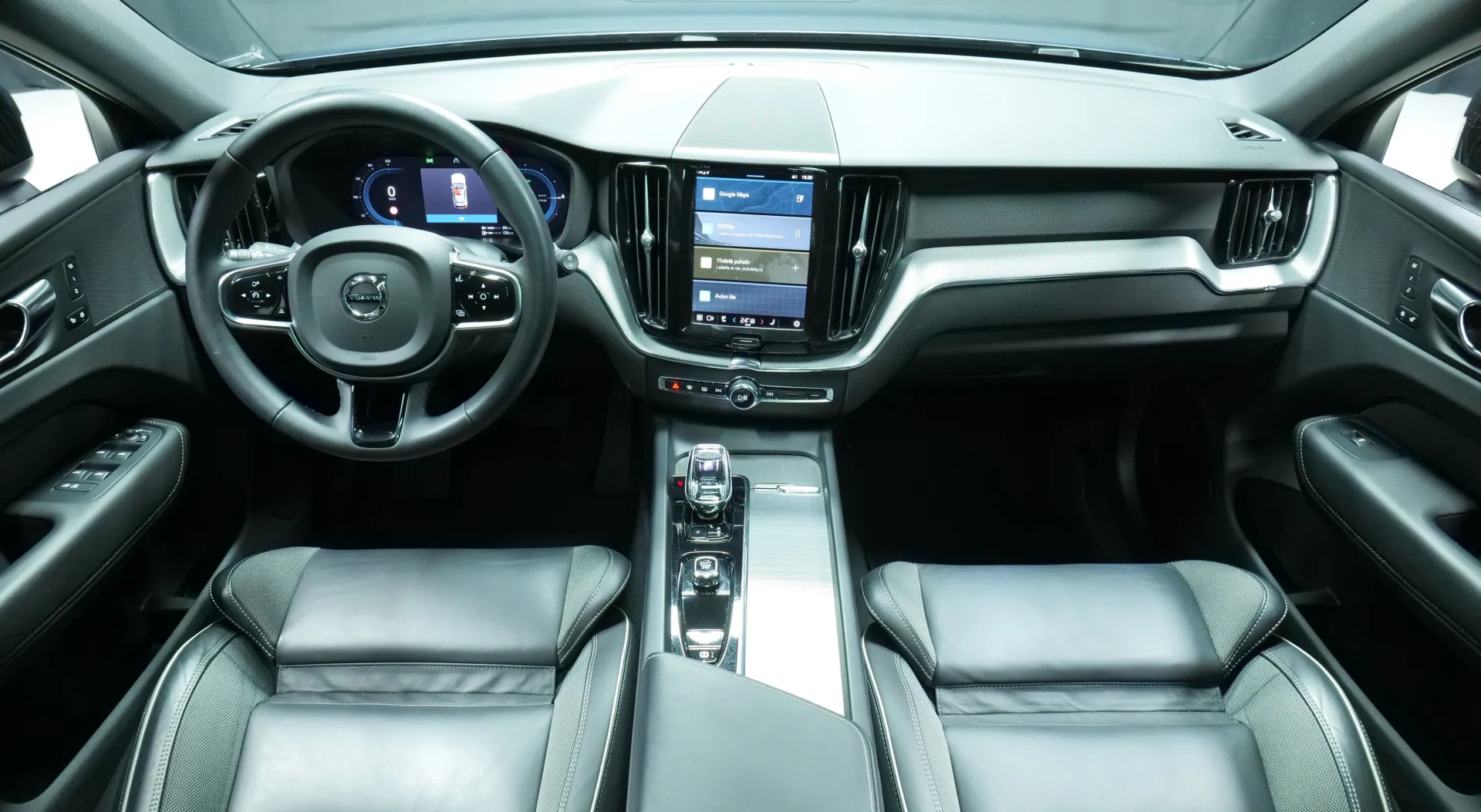 Autokuva 13 - YLX-188