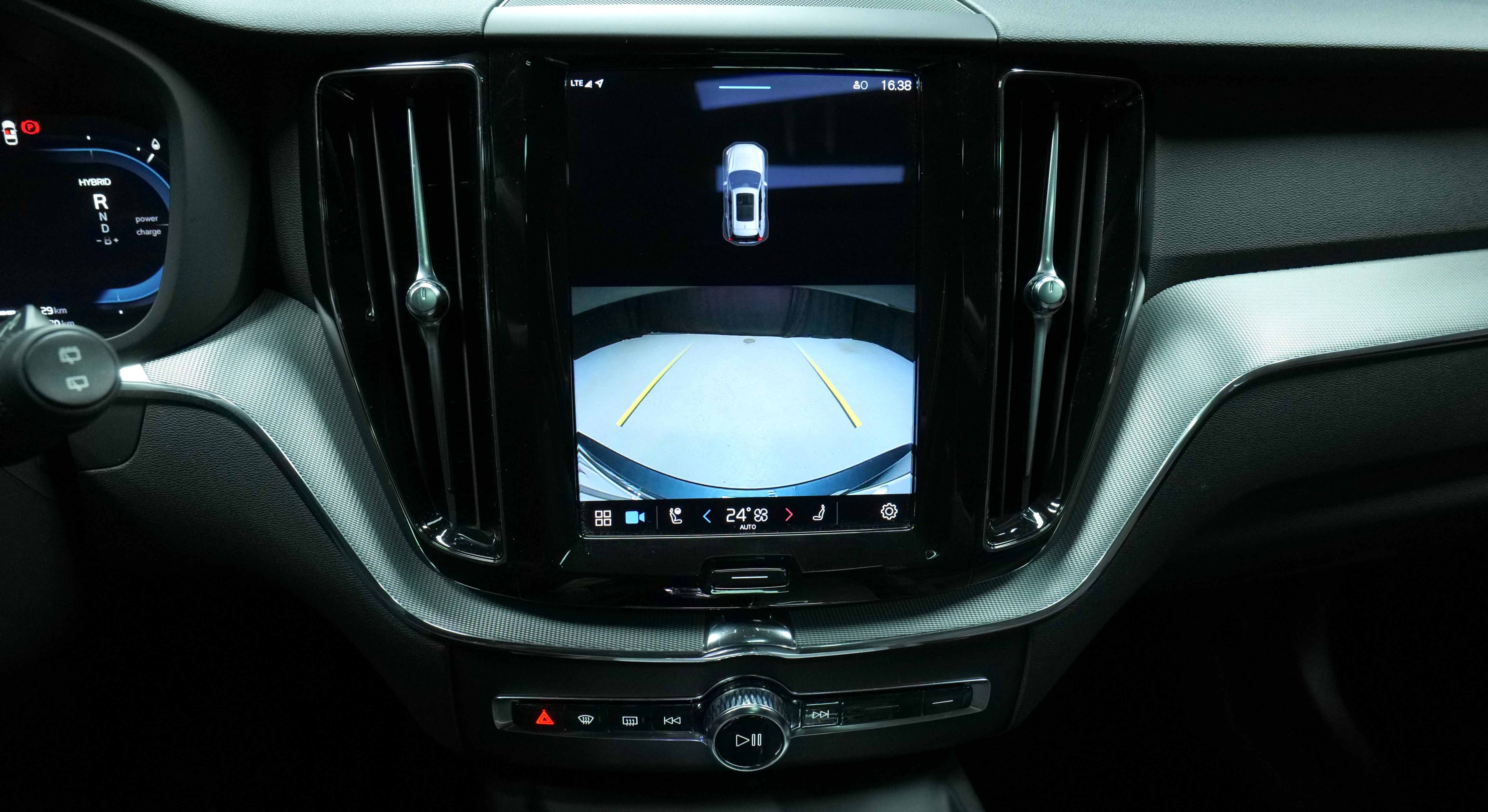 Volvo XC60 2023, kuva 7/22