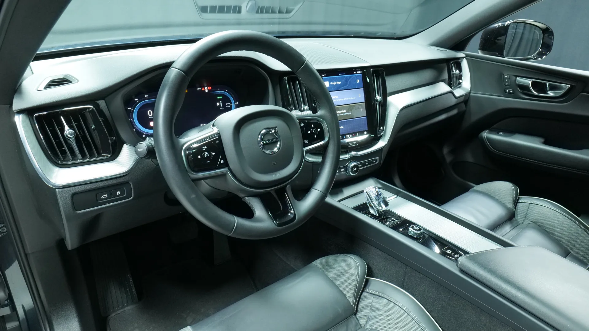 Autokuva 11 - YLX-188