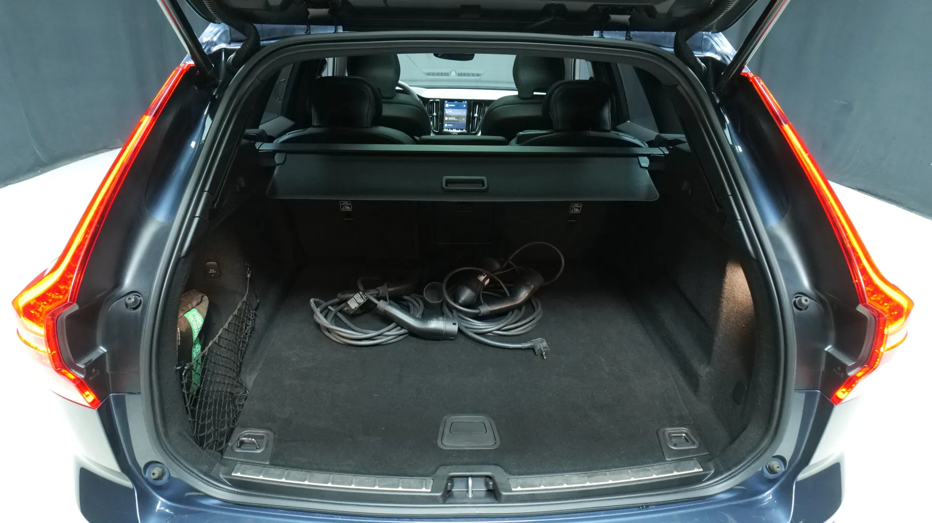 Autokuva 16 - YLX-188