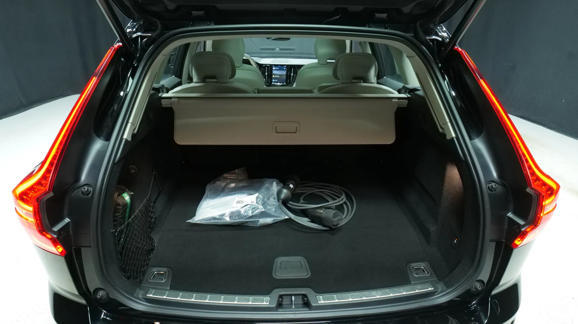 Autokuva 16 - YLX-202