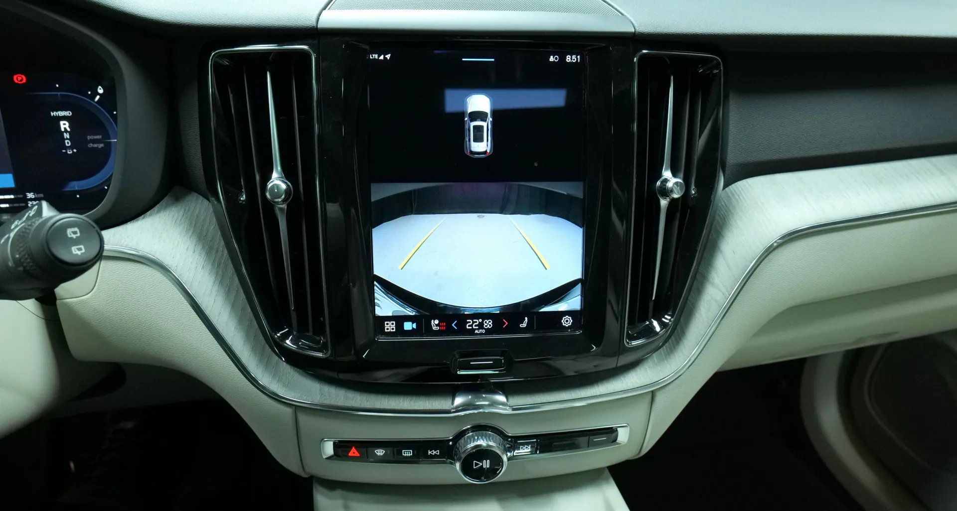 Autokuva 7 - YLX-202