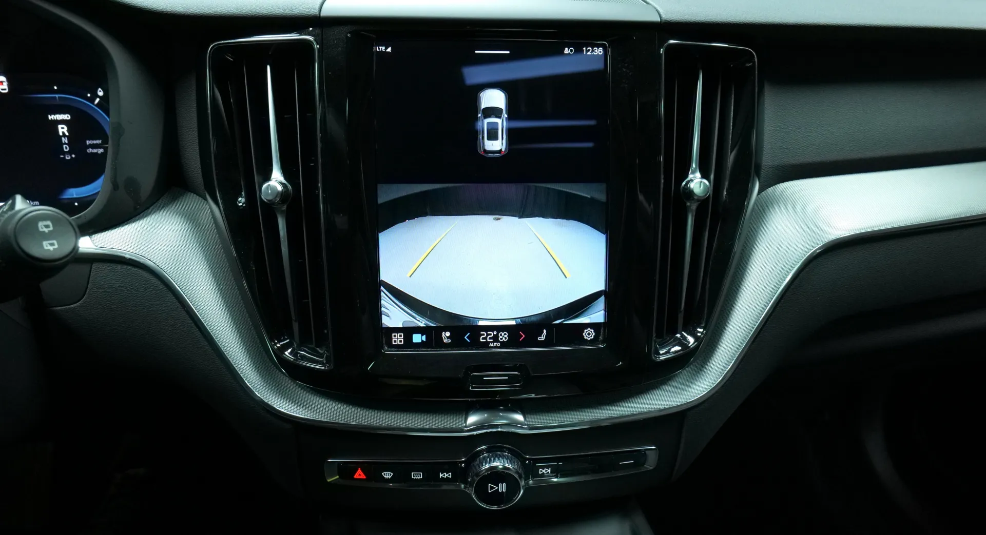 Autokuva 7 - YLX-207