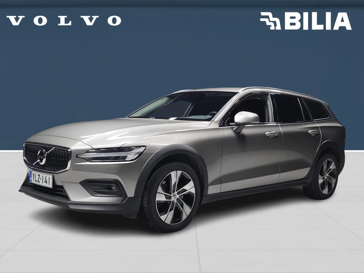 Autokuva 1 - YLZ-141