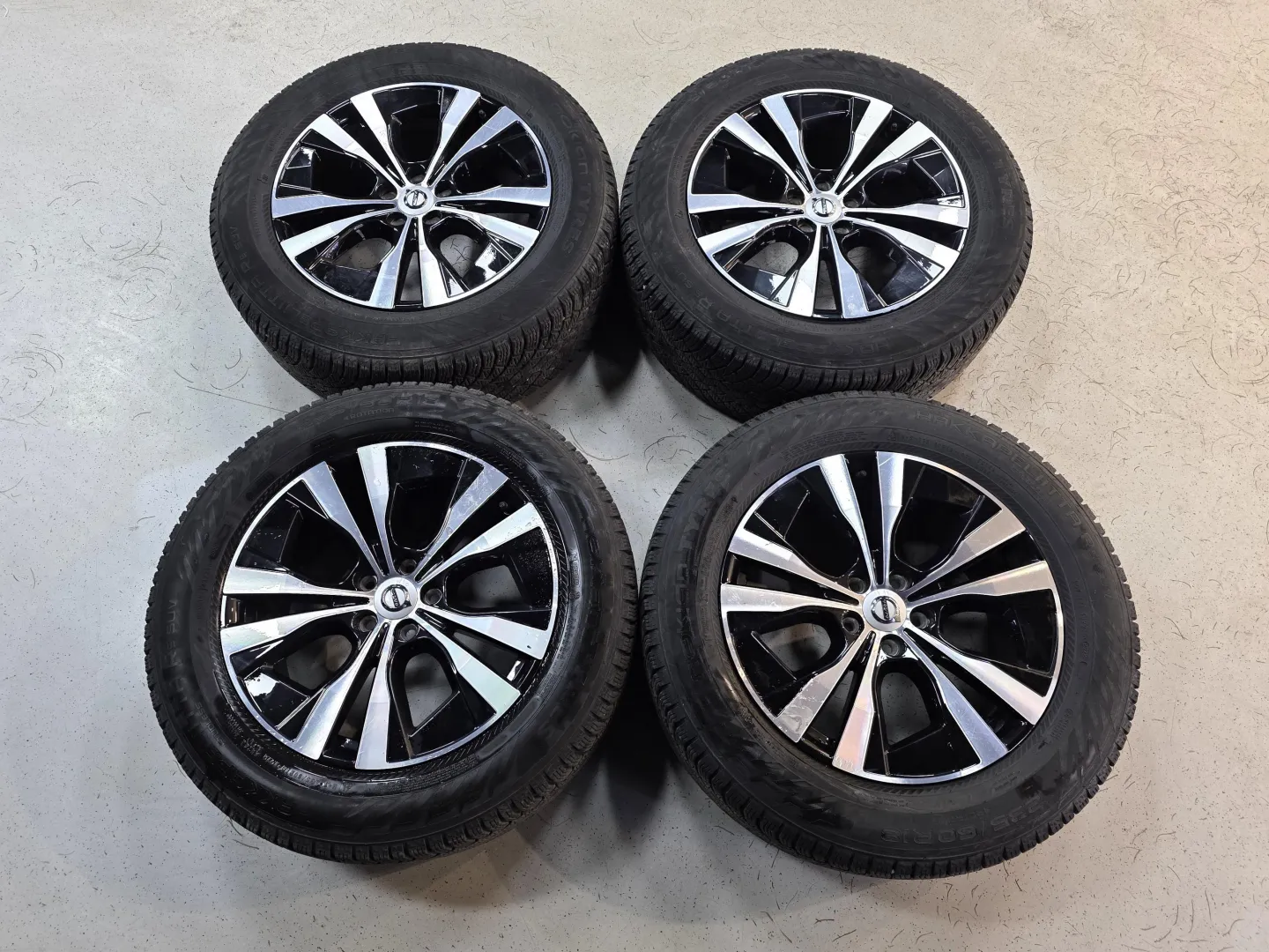 Autokuva 12 - YLZ-631