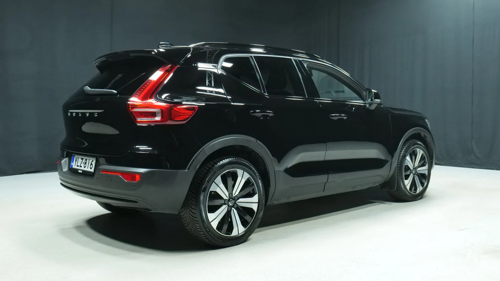 Autokuva 3 - YLZ-816