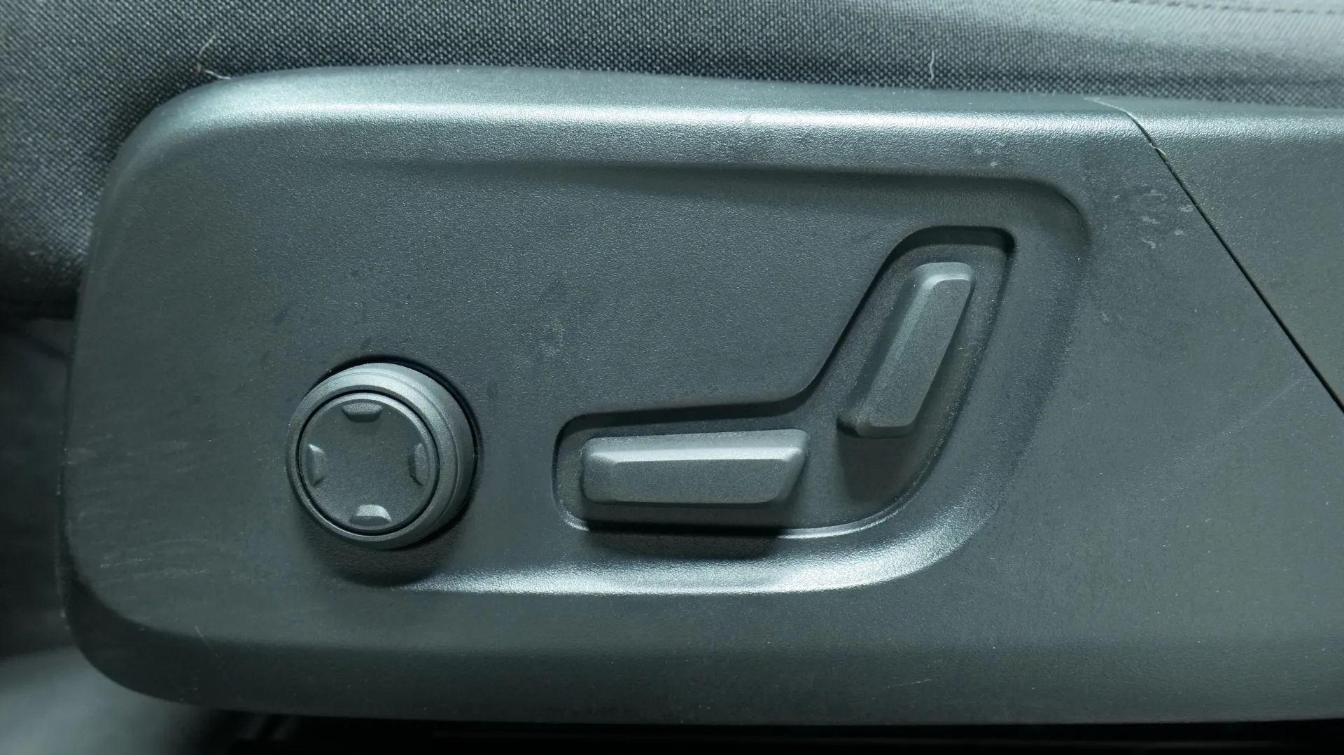 Autokuva 10 - YLZ-816