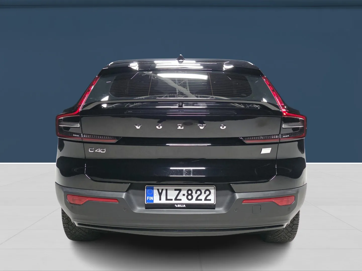 Autokuva 5 - YLZ-822