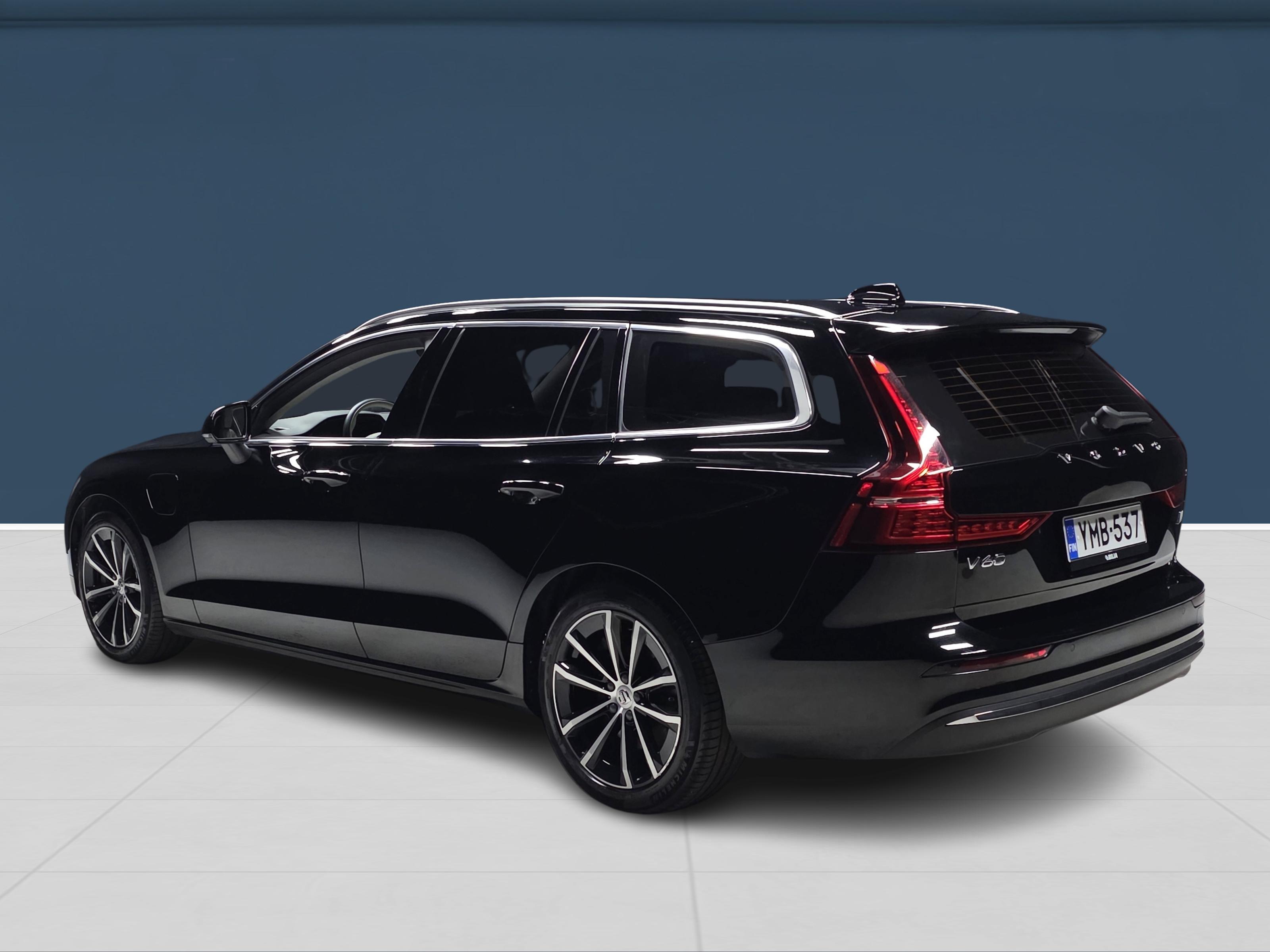 Volvo V60 2023, kuva 6/16