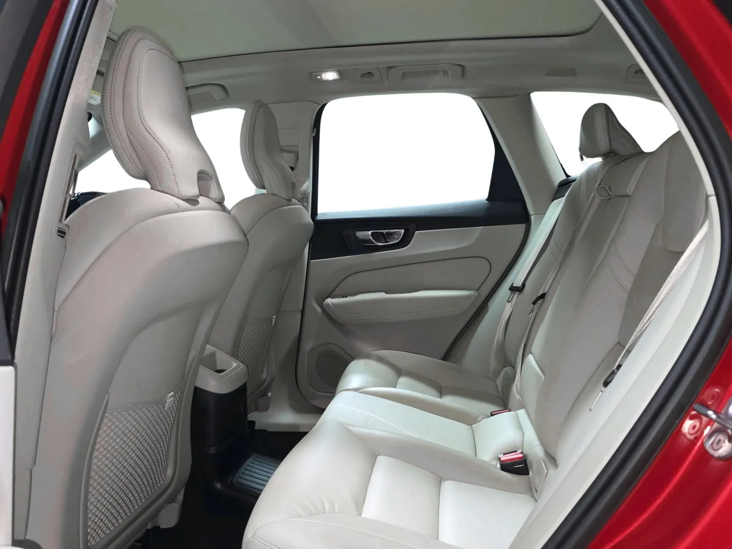 Autokuva 9 - YMB-959