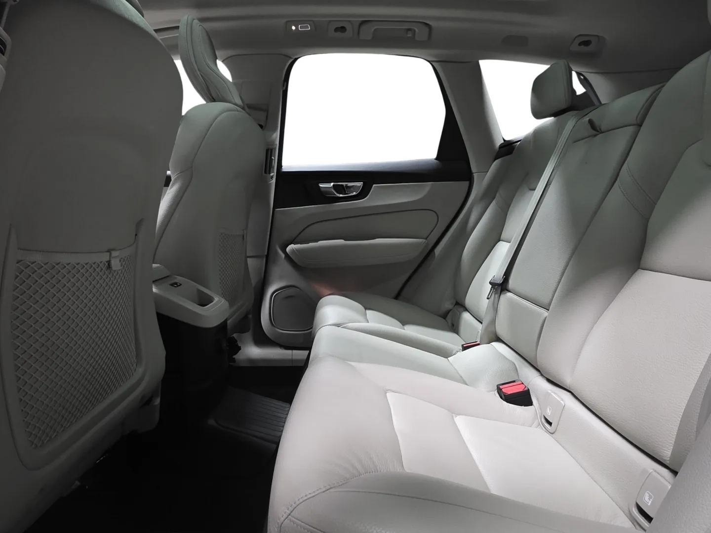 Autokuva 9 - YMB-961